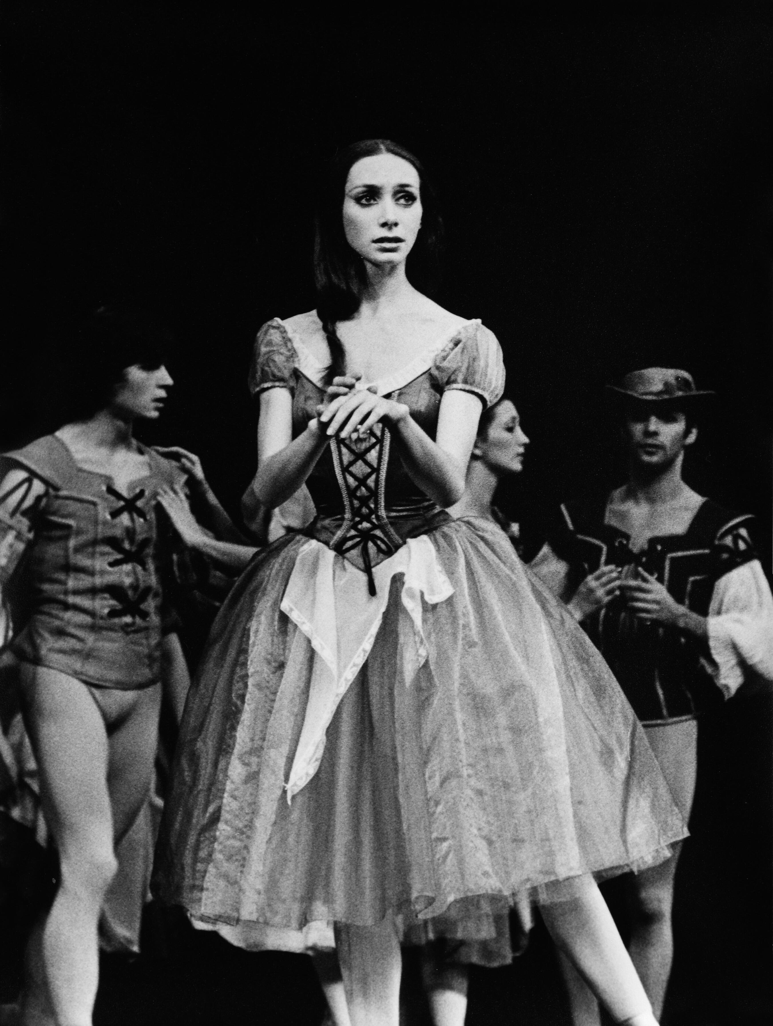 Élisabeth Platel, Ballet de l'Opéra de Paris, 1981. Fonds Jacq-Médiathèque du CND.